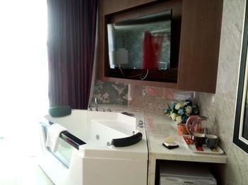 Zhengzhou Goodnight Hotel 祭城镇 外观 照片